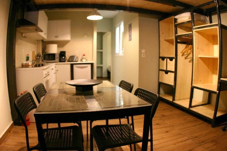 Pavlou Mela Apartment Атина Екстериор снимка